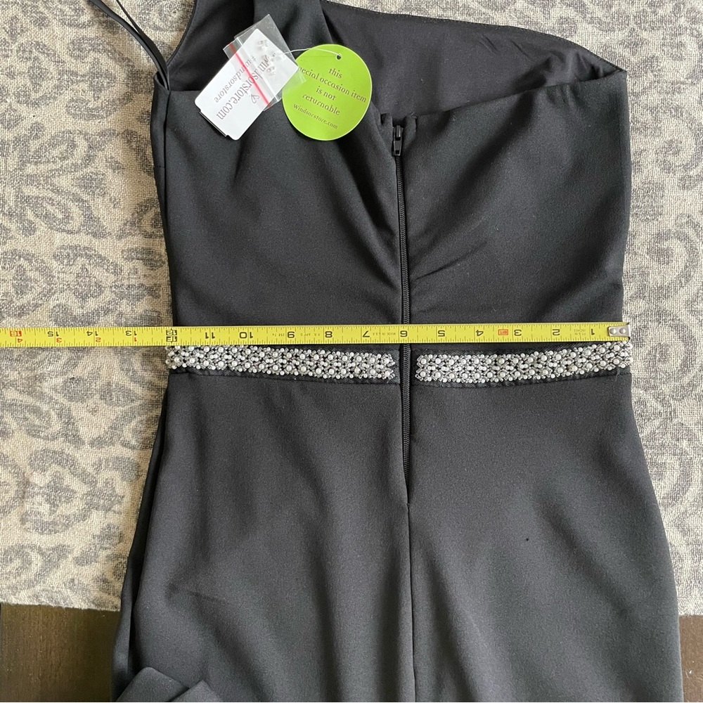 NWT Windsor Black One Shoulder long Dress - Picture 8 of 11